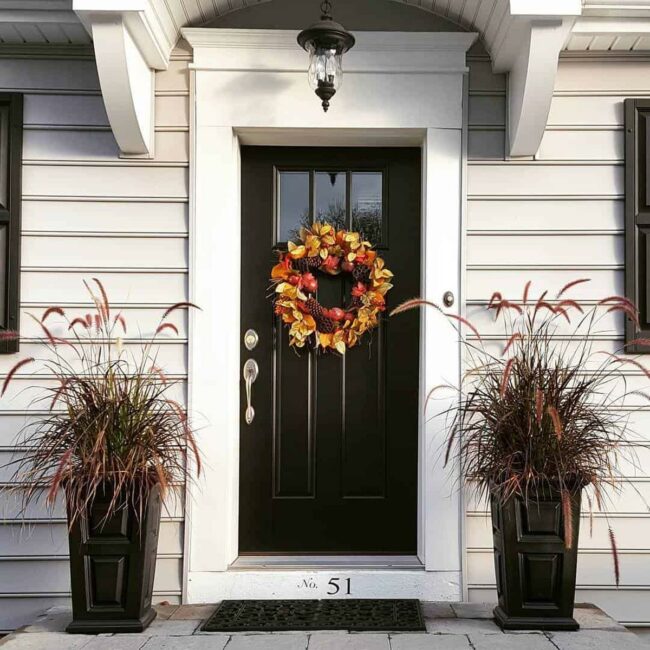 Black Wreath Frames Autumn Welcome Home