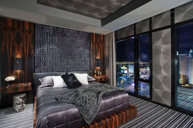 Geometric Gold Noir Symmetry