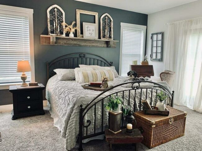 Green Woodland Haven Hideaway