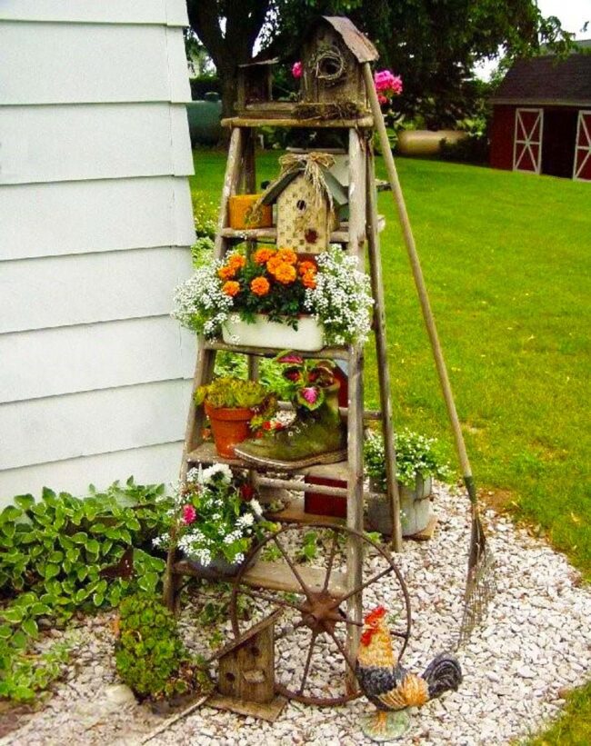 Weathered Wood Ladder Garden Charm