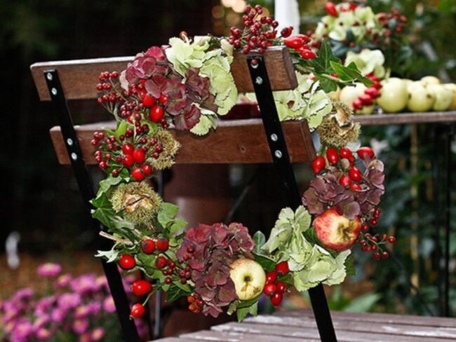 Red Berry Woodland Wreath