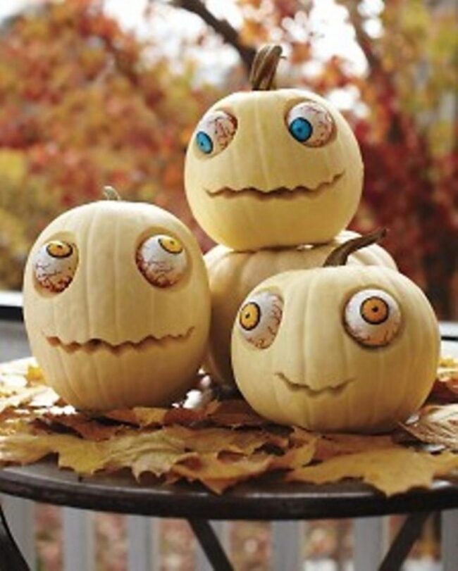 Googly-Eyed Pumpkin Parade