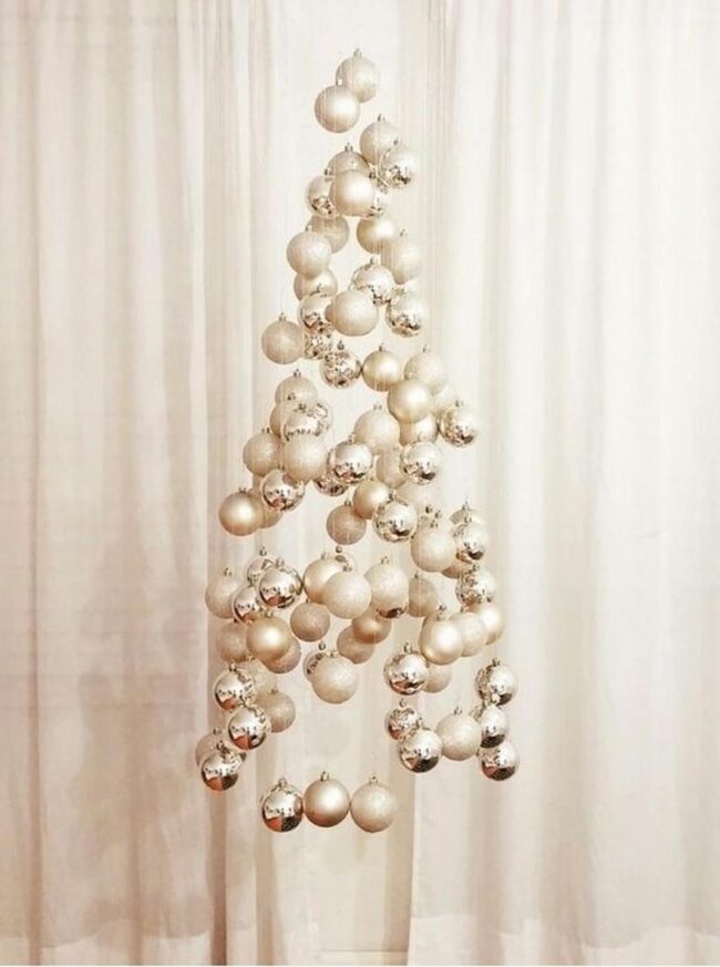 Silver Spheres Dancing