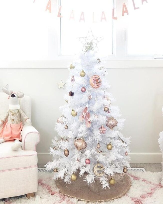 White Pastel Christmas Dream