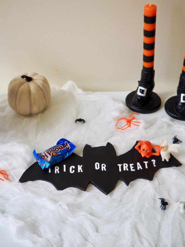 Spooky Bat Centerpiece Playbook