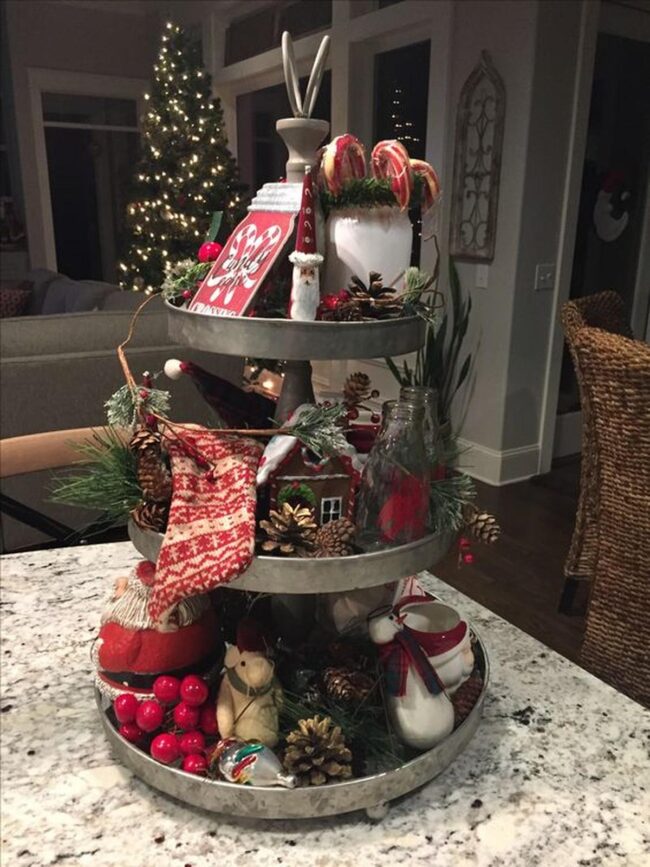 Red Berry Festive Island