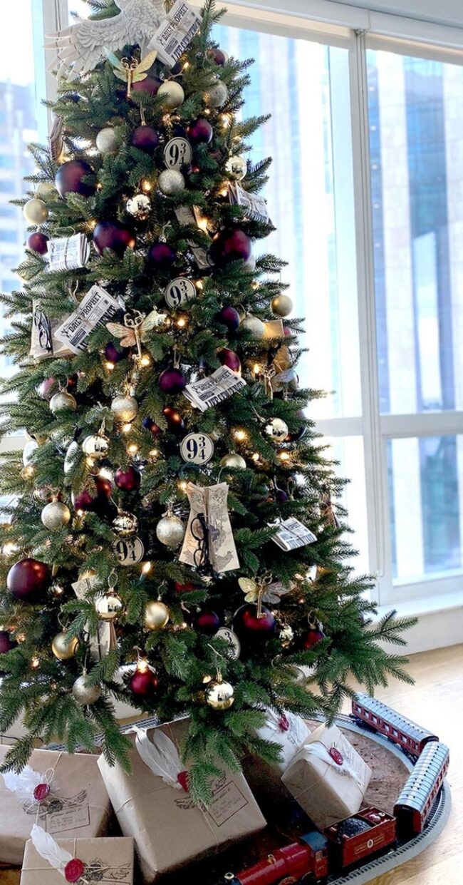 Gold Crimson Christmas