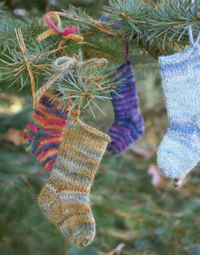 Colorful Knitted Pine Socks