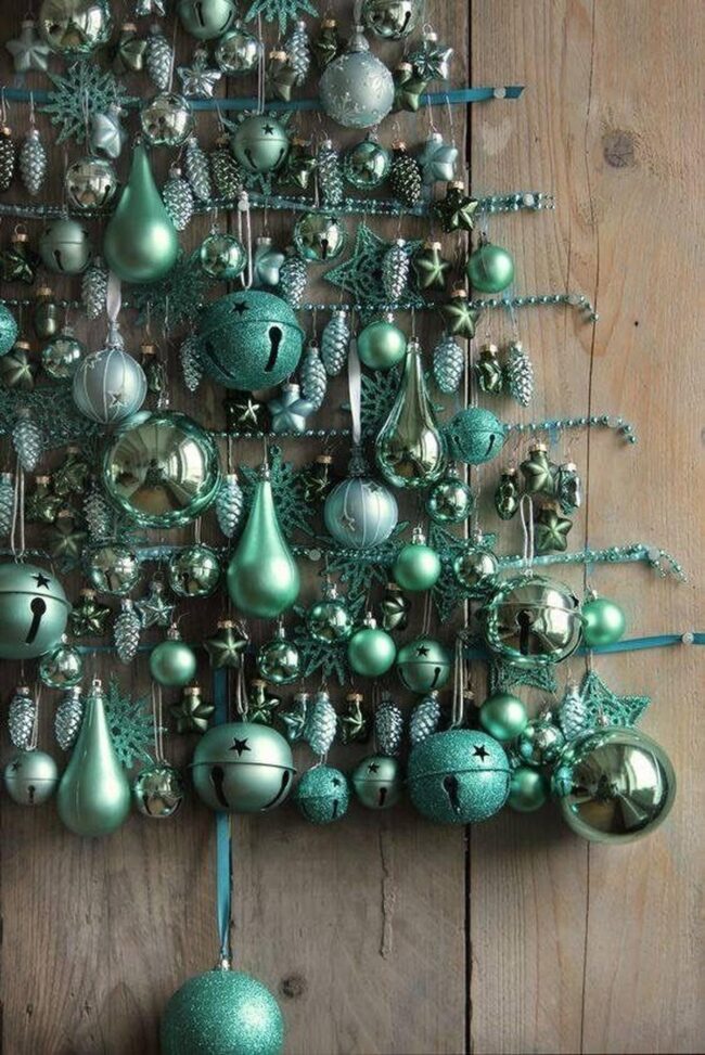 Silver-Green Holiday