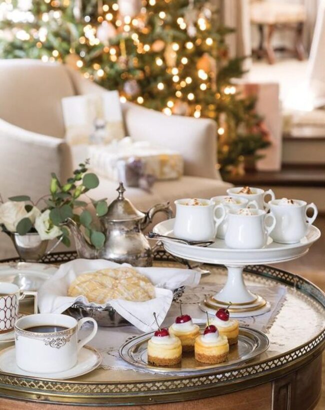 Festive Silver Marshmallow Moments