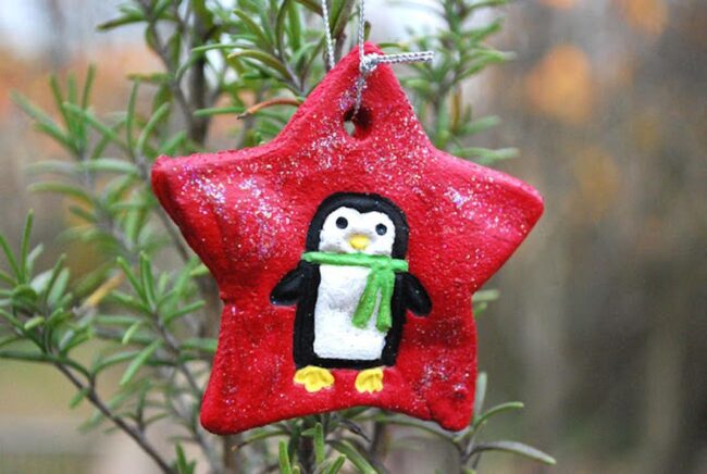 Penguin's Festive Miniworld