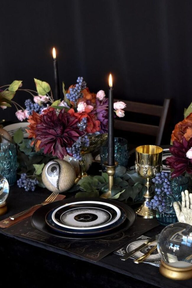 Dark Emerald Tablescape