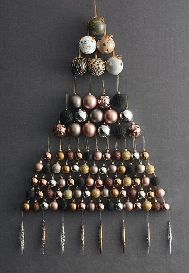 Metallic Ornament Cascade