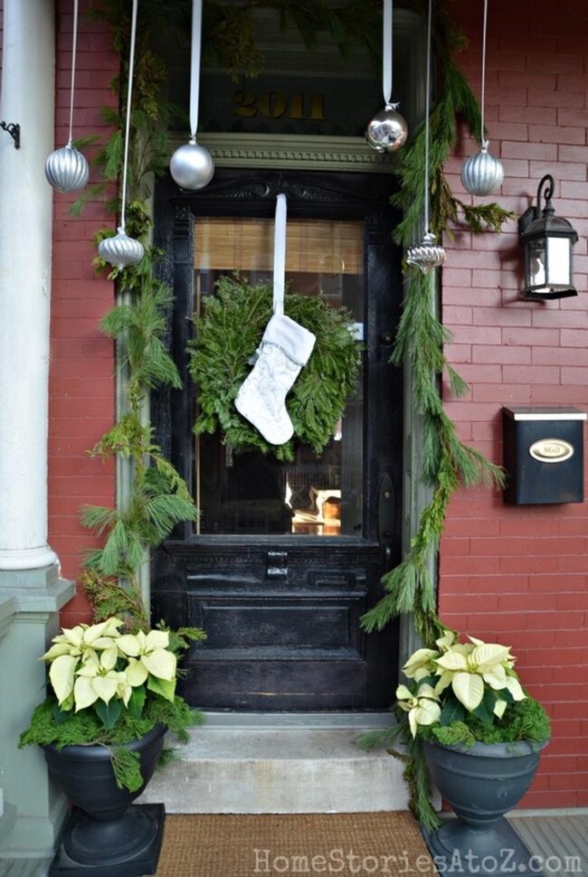 Black Door Festive Frame