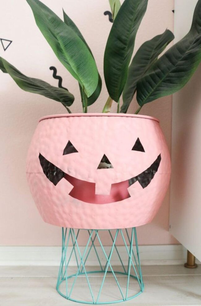 Quirky Pink Jack-o'-Lanterns