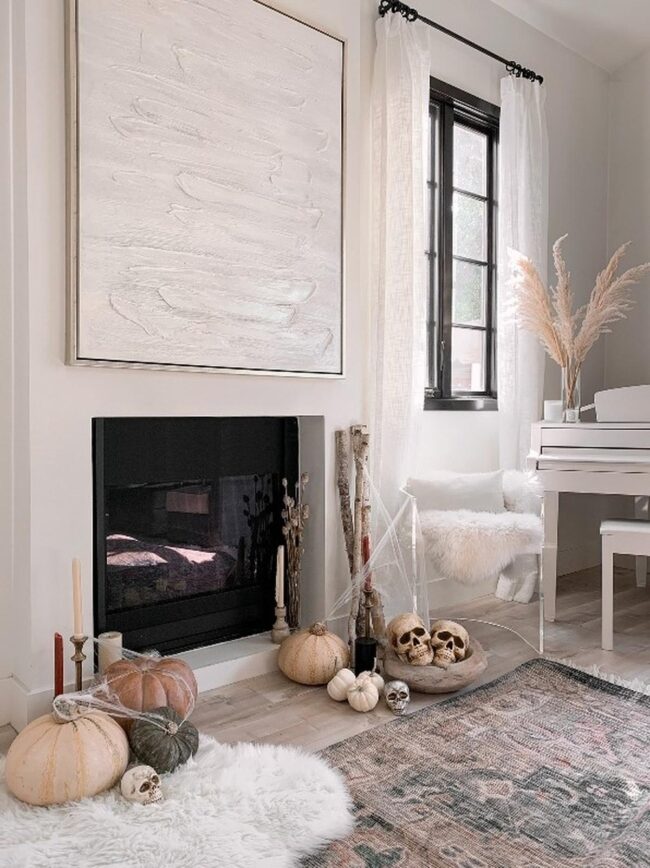 Black Frame Elegance