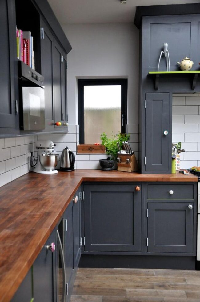 Gray Wood Kitchen Fusion