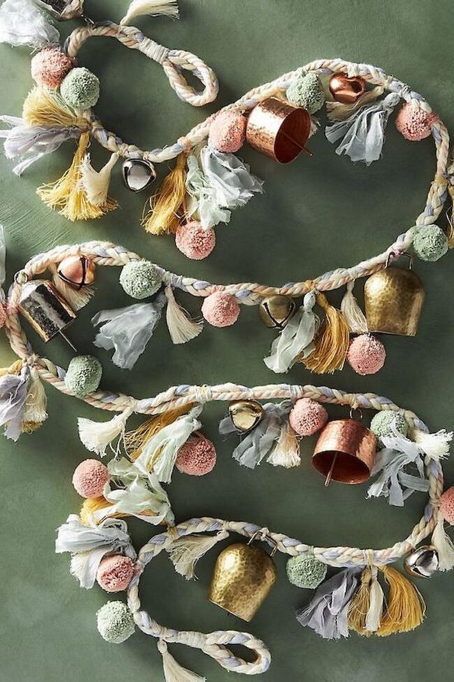 Pastel Pom-Pom Garland