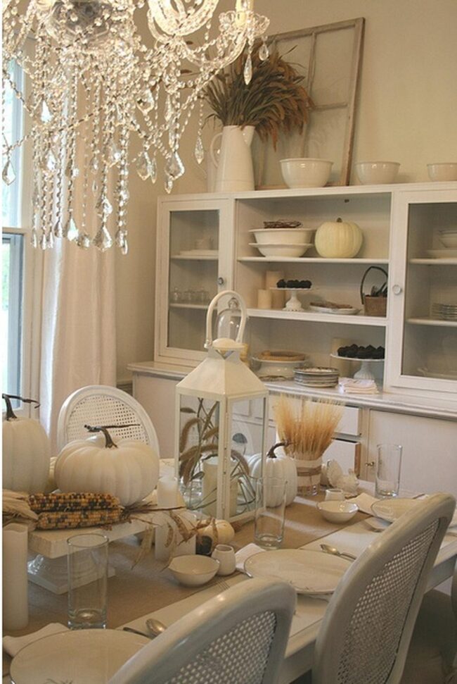 Cream Neutral Elegance