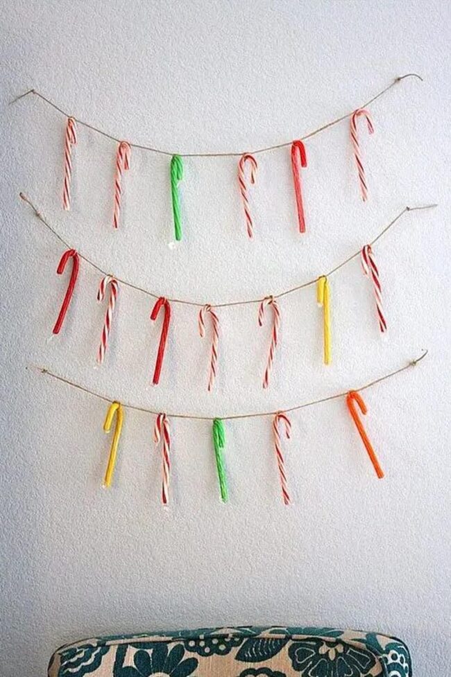 Candy Cane Festive Wall