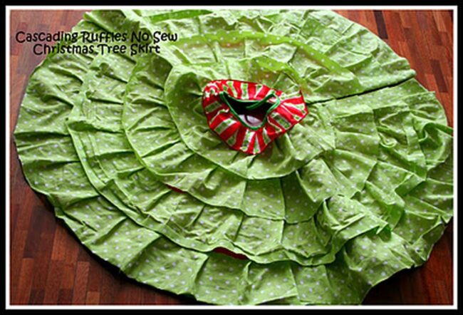 Festive Dotted Circles