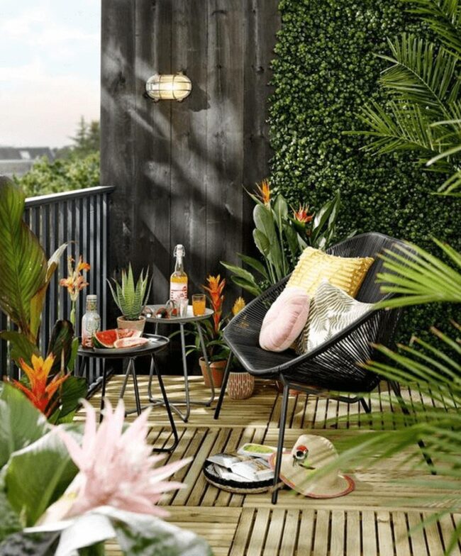 Green Leafy Balcony Oasis