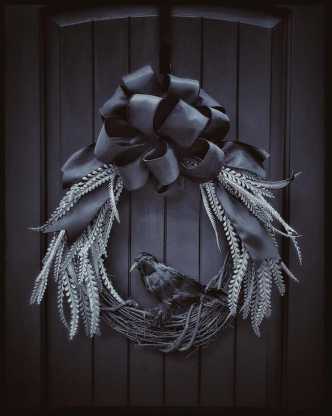 Black Raven Wreath