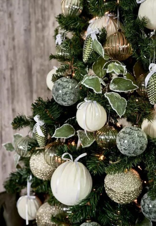 Golden Frosty Festivity