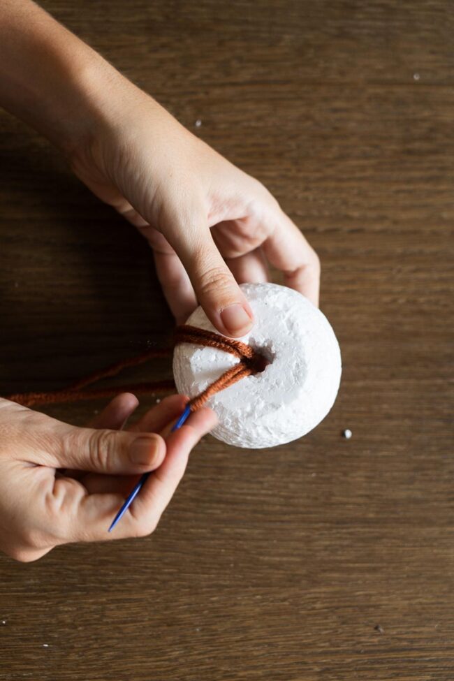 Yarn Waves Color Flow