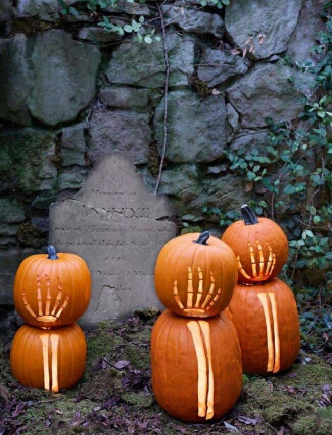 Spooky Pumpkin Graveyard