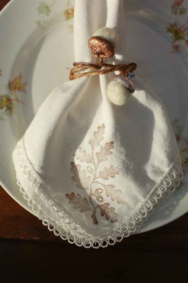 Amber Leaf Tablescape