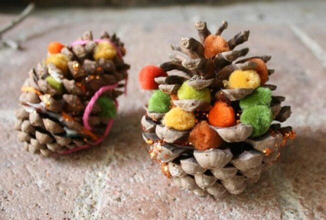 Pinecone Pom-Pom Paradise