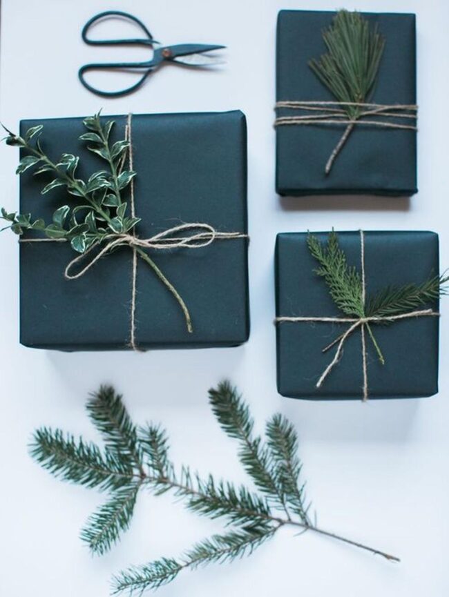 Forest Green Gift Wrapping