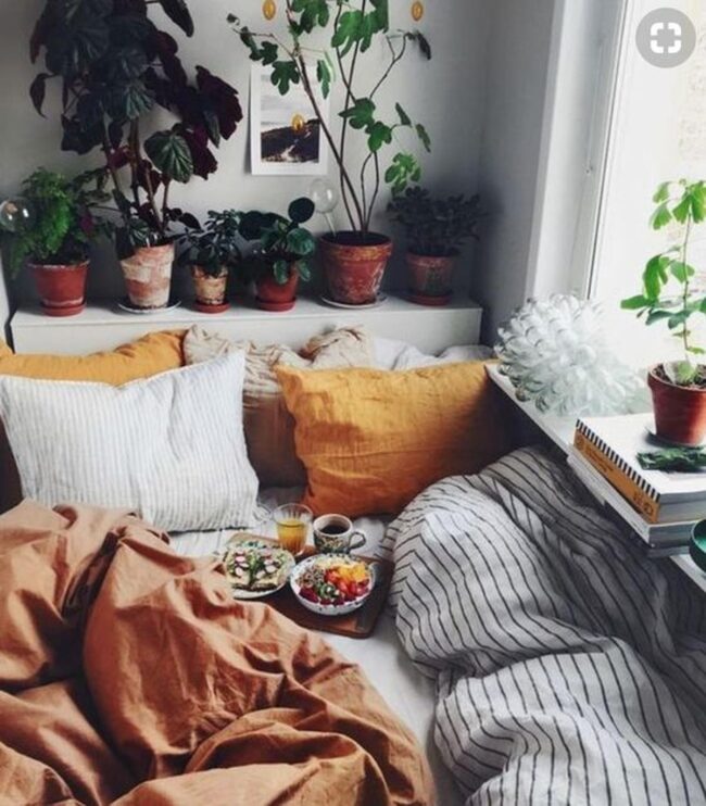 Green Ceramic Storytelling