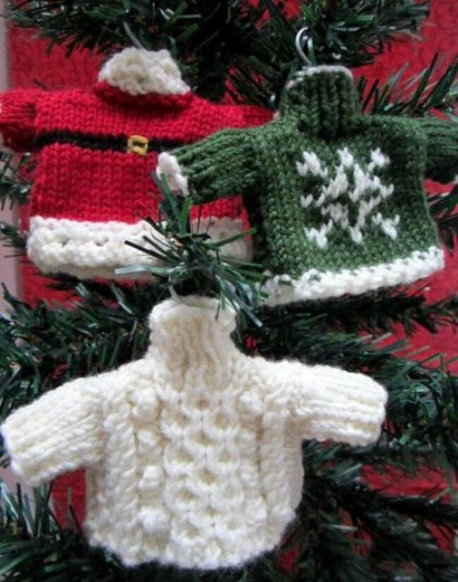 Tiny Knitted Christmas