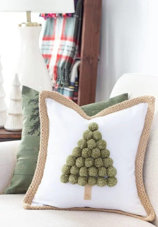 Green Pom-Pom Christmas