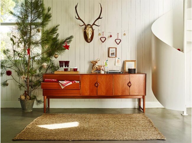 Nordic Pine Storyteller