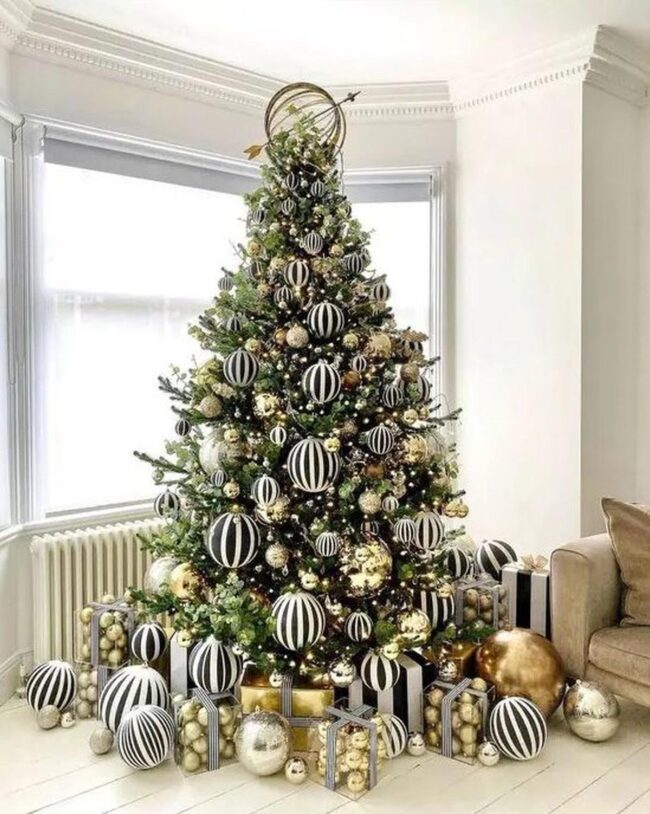 Gold Christmas Symphony