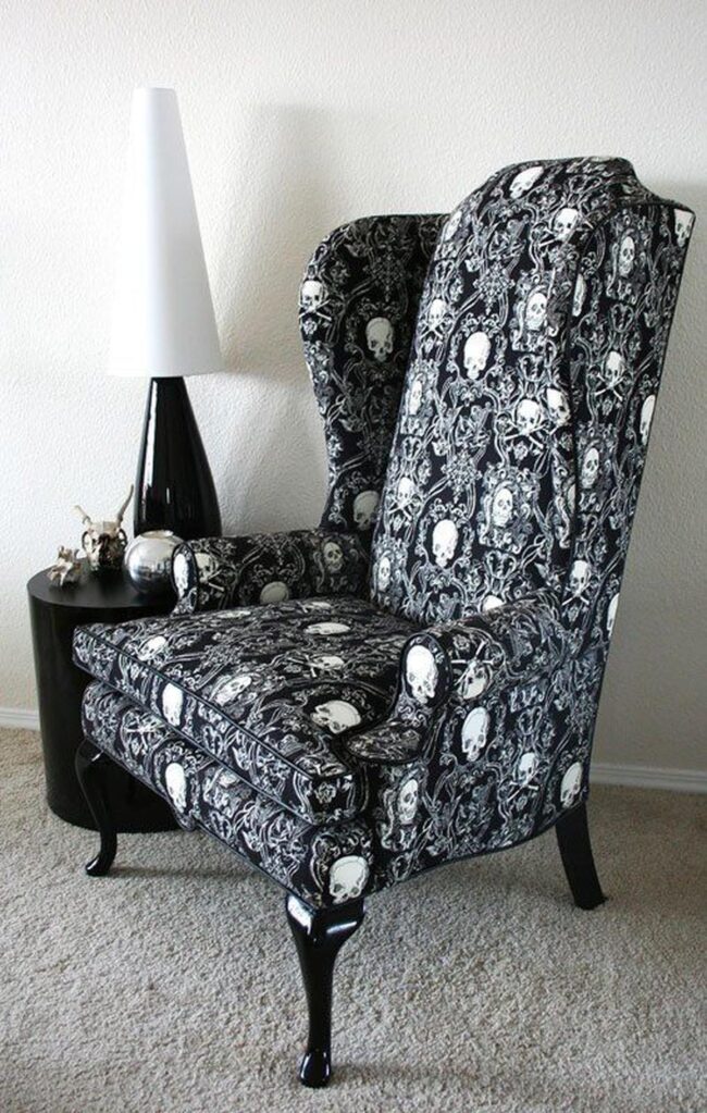 Skull Print Throne Chair