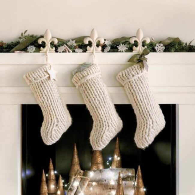 Vintage Festive Hooks