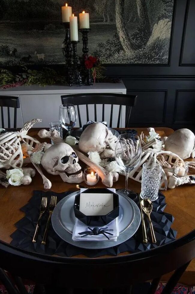 Black Monochrome Dining