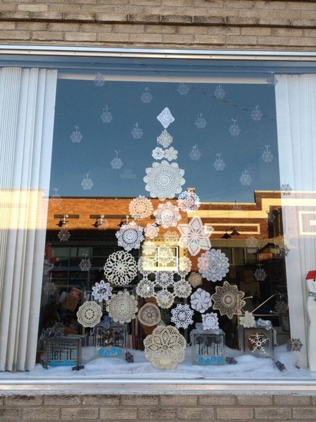 Snowflake Lace Christmas
