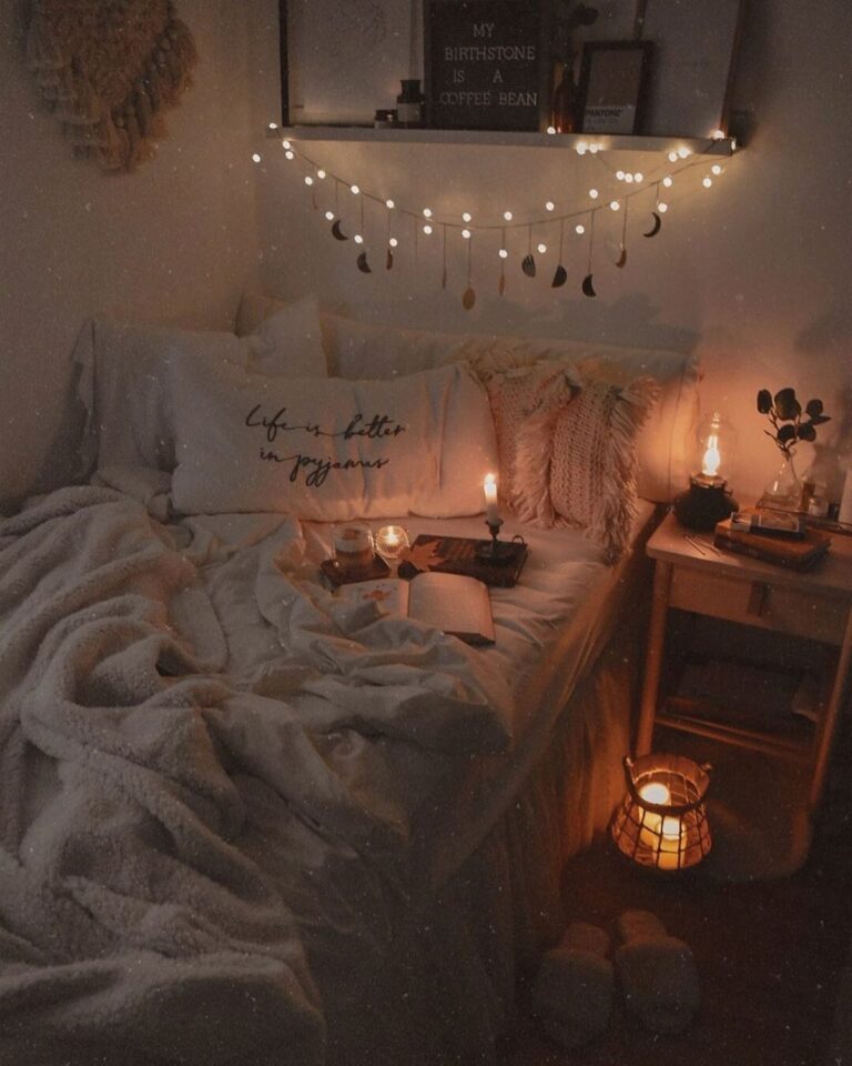 18 Magical Fairy Light Ideas for Bedrooms - Archeworks