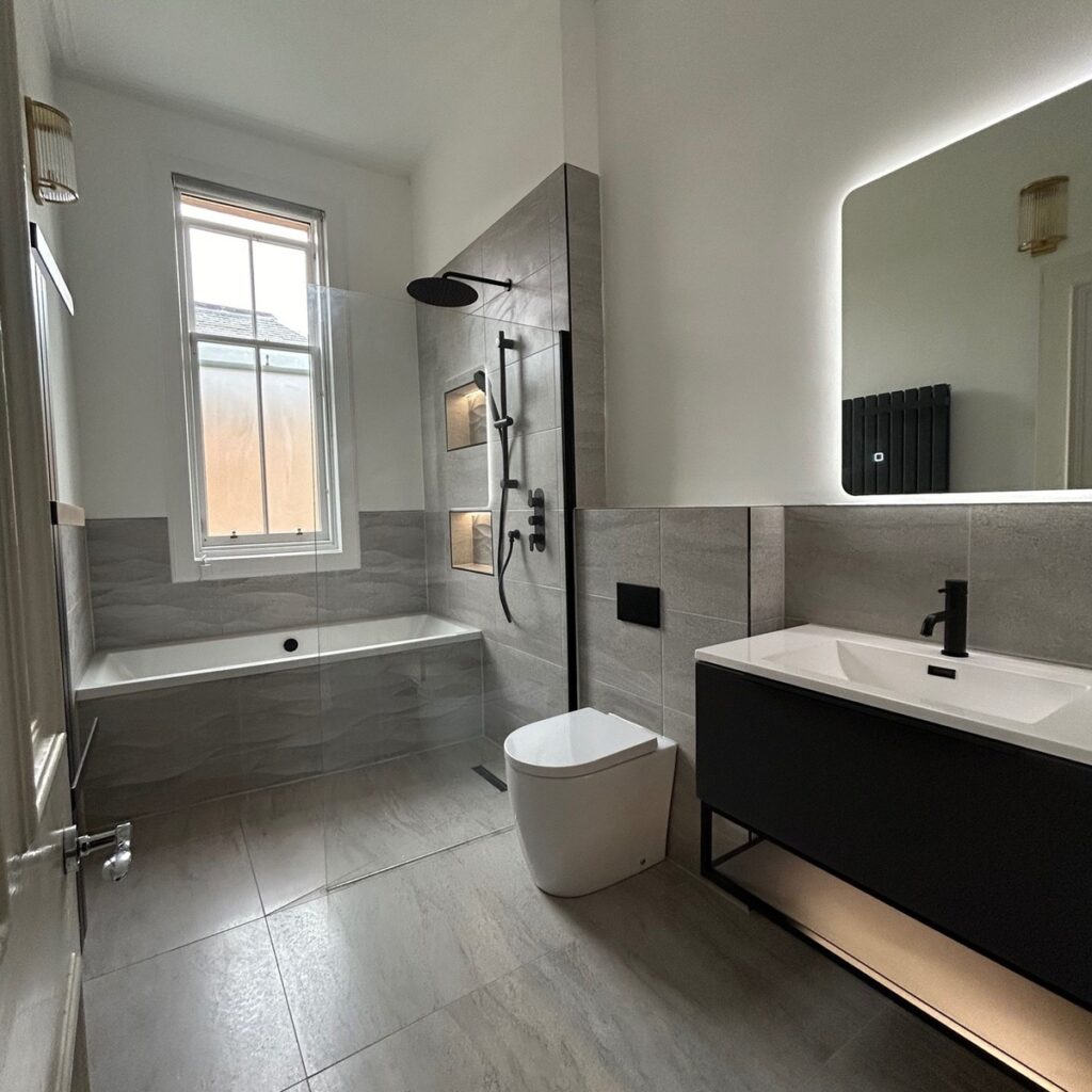 17 Creative Walk-In Shower Ideas with Modern Flair - Archeworks