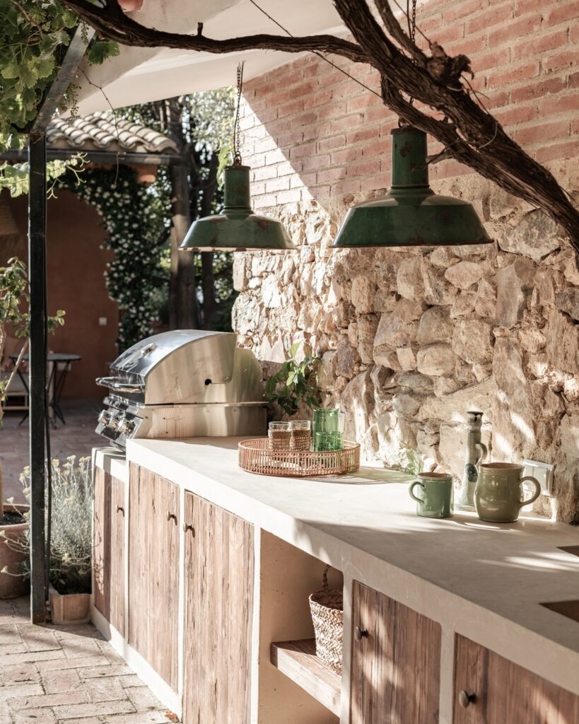 18 Gorgeous Rustic Outdoor Kitchen Ideas - Archeworks
