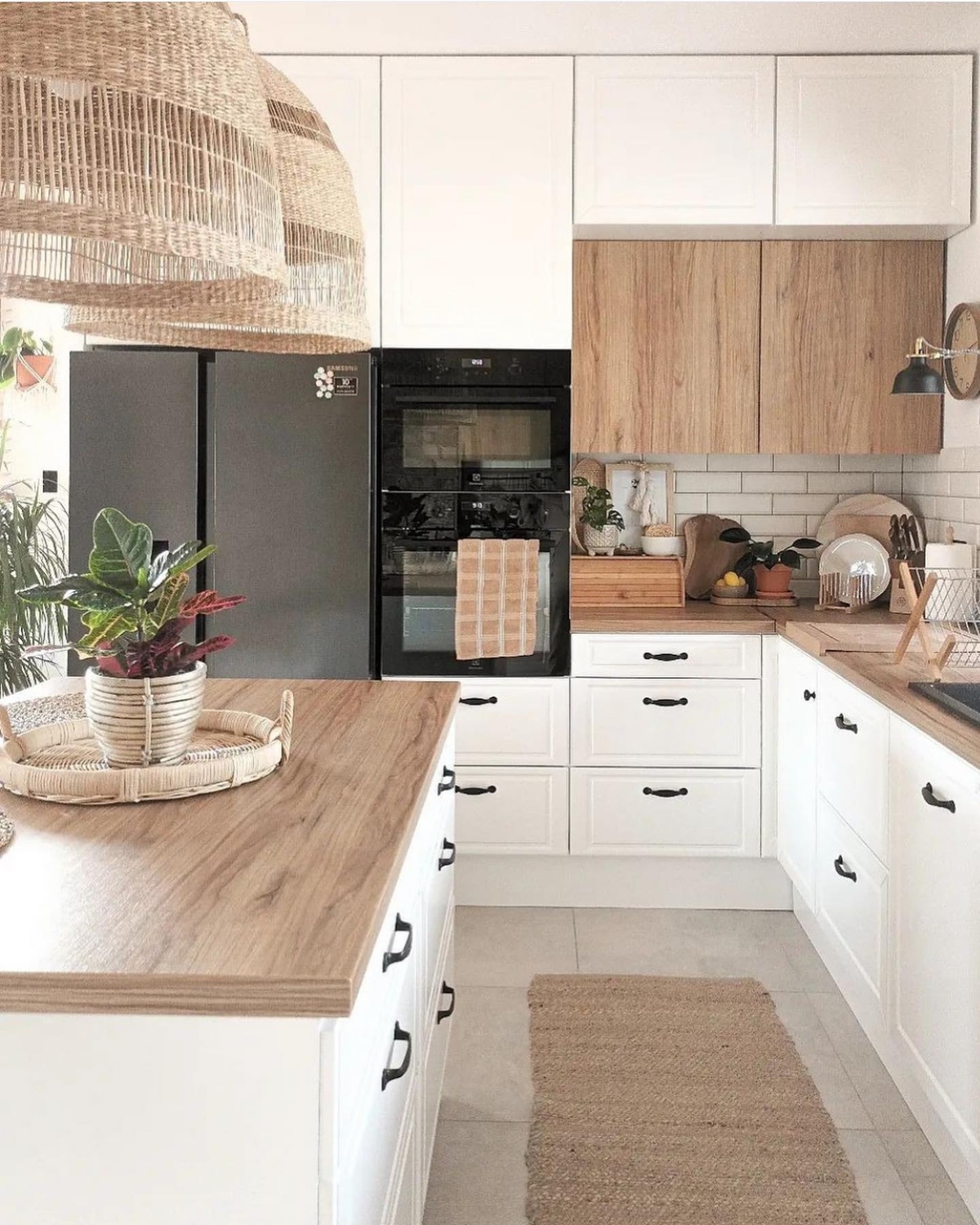 17 Modern Light Wood and White Kitchen Designs Archeworks